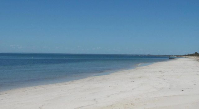 Abbey Beach Cottage, Забронировать Дом для отпуска Басселтон Geographe Bay, рядом с Busselton Archery &amp; Family Fun Park