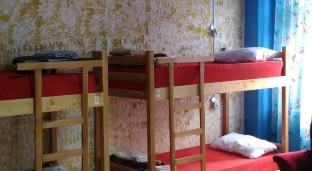 Bulldog Hostel & Club