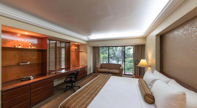 Двухместный люкс Presidential Wyndham Garden Guadalajara Expo Plaza del Sol