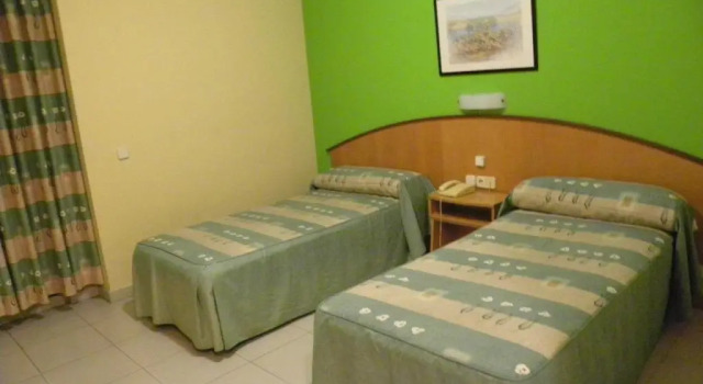 Двухместный номер Standard Hostal Las Fuentes
