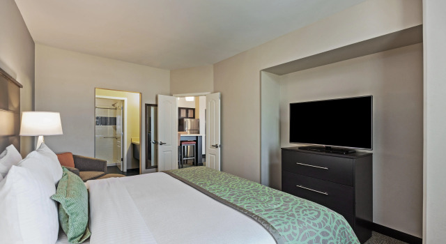 Staybridge Suites Fort Worth Fossil Creek by IHG, Забронировать Отель Fossil Creek Форт-Уэрт
