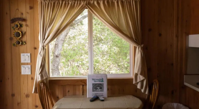 Medina Lake Camping Resort Cabin 8, Buchen Sie Campingplatz Lakehills Texas