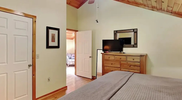 Campfire Lodge by Taylor Made Deep Creek, Buchen Sie Ferienhaus McHenry 