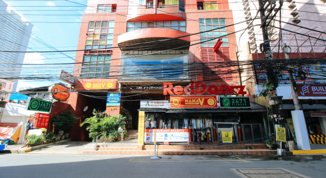 RedDoorz @ The Providence Tower - Vaccinated Staff, Varaa Hotelli Malate Metro Manila