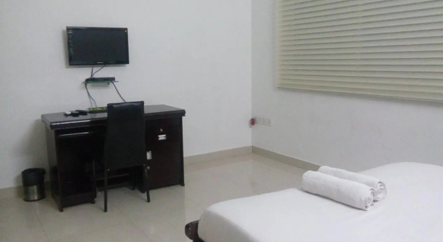 Syening Service Apartment - Madhapur, Rezerwuj Apartament Hyderabad 
