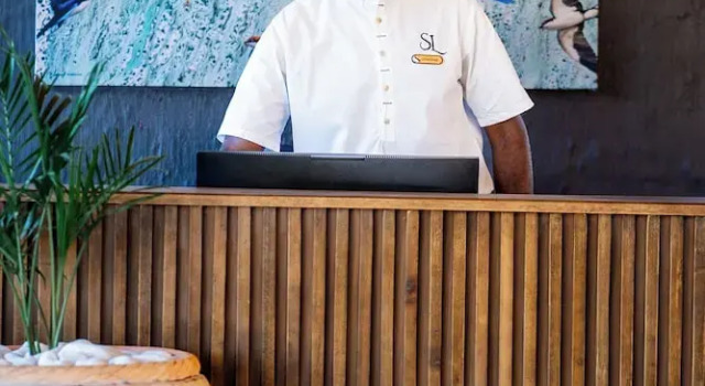 Samanzi, Book Hotel Victoria Falls Hwange