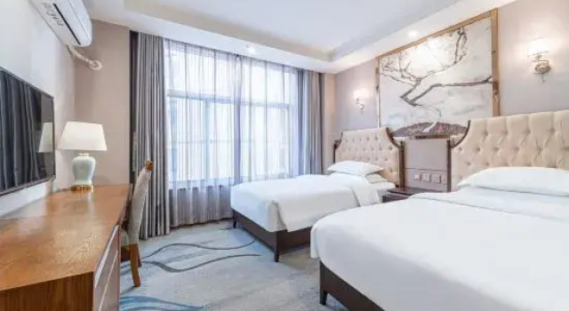 Lintao Yijing Oriental Hotel, Book Hotel Dingxi Gansu