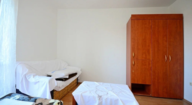 Rooms Mande, Prenota Hotel Arbe 