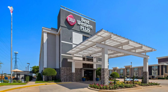Четырёхместный номер Standard Comfort Inn Dallas North Love Field Airport