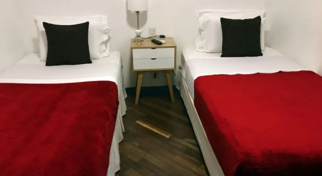 Семейные апартаменты с 2 комнатами с балконом Marín Apartments