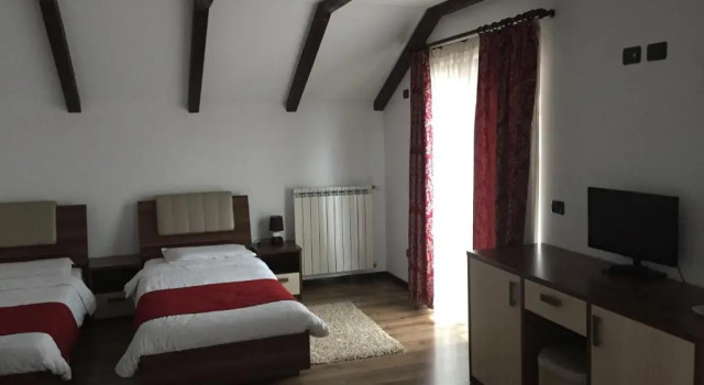 Номер Comfort Pensiunea Rustic
