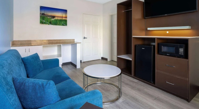 Люкс Studio 6 Suites Jacksonville, NC - Camp LeJeune
