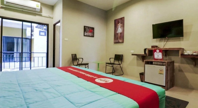 Mamuong Hotel, Забронировать Отель Отели Южного Таиланда с бассейном, Бассейн