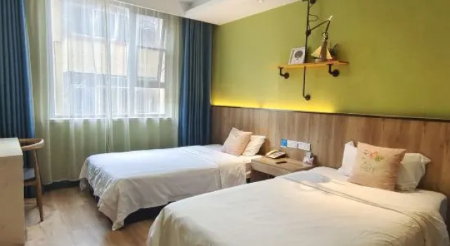 Люкс Business Fangyuan Hotel (Nanyang Xinhua City Plaza Gangda Branch)