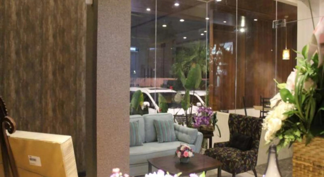 Fontana Hotel Jakarta, Prenota Hotel Kebayoran Lama Giacarta