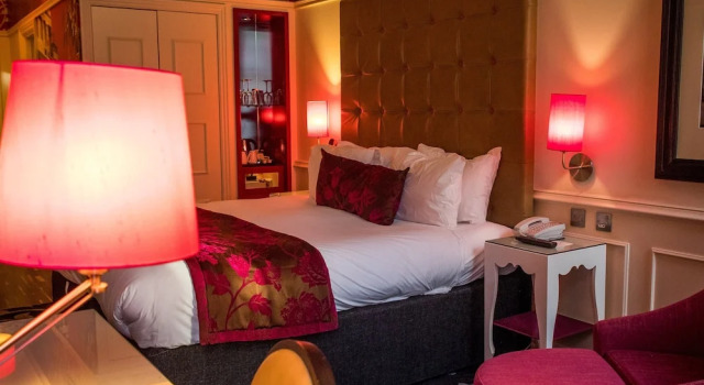 Двухместный номер Premium Hotel Indigo Glasgow by IHG