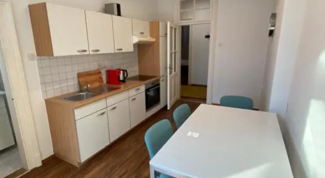 Schlossberg Blick Apartment -Top 7 self check-in, Rezerwuj Apartament Hotele w Graz z parkingiem, Parking