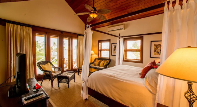 Люкс c 1 комнатой с балконом Victoria House Resort & Spa