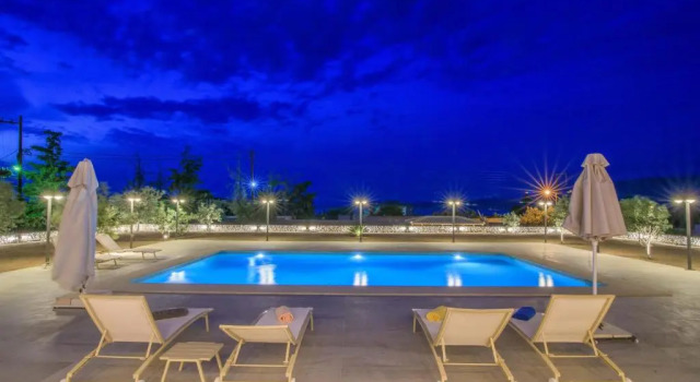 Апартаменты Petra Luxury Rooms and Apartments