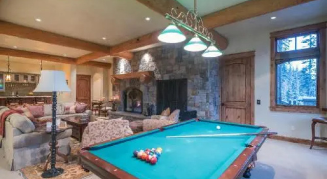 Autumn Ridge - 11 Br Home