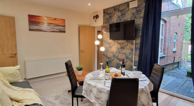 Coventry Retreat - Modern 2 Bed Apartment, Забронировать Апартаменты/квартира Апартаменты Уэст-Мидлендс, Апартаменты/квартира