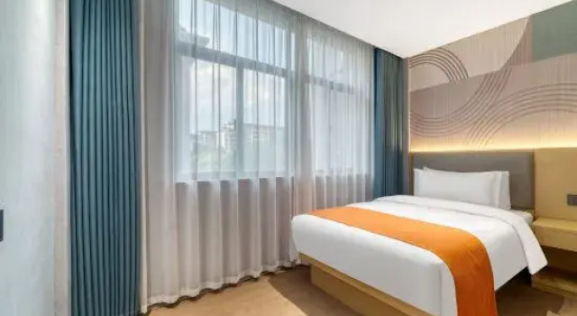 Люкс Yuyuan International Hotel (Yiwu Suxi Heart Suxi Night Market Store)