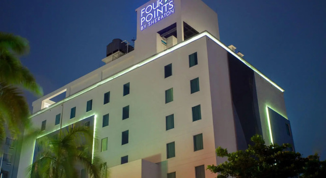 Four Points By Sheraton Barranquilla, Rezervovat Hotel Hotely v Atlántico s bazénem, Bazén
