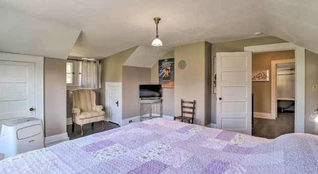 Коттедж с 4 комнатами Glasgow Home w/ Porch: Close to Lake & Caves!