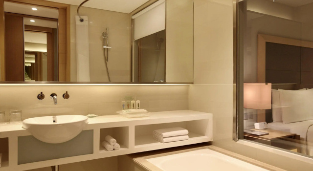 Двухместный номер Standard DoubleTree by Hilton Jakarta Kemayoran