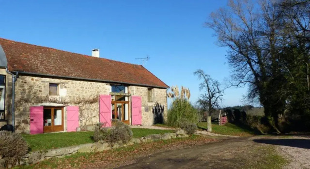 Gîte Beaune-d'Allier, 4 pièces, 6 personnes - FR-1-489-246