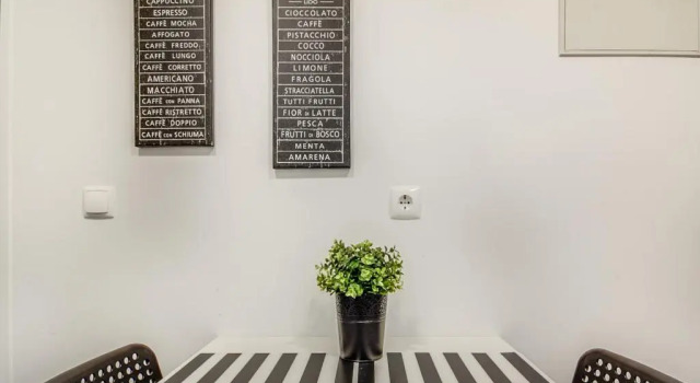 Visit Lisbon 4fun - Anjos Apartment, Забронировать Апартаменты/квартира Арроюш Лиссабон