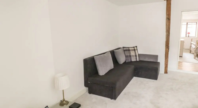 Tudor Loft - High Street, Забронировать Дом для отпуска Виллы Уорикшир, Вилла