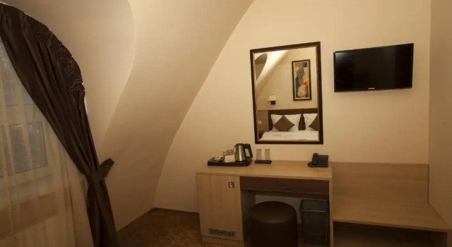 Двухместный номер Economy с видом на горы Family Hotel Saint George