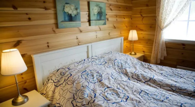 Salkolahti Kiiltavainen, Rezerwuj Hotel Kuorevesi Pirkanmaa
