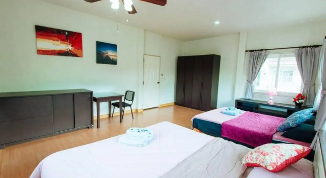 Captivating 3-Bed Villa in Muang Pattaya, Забронировать Вилла Нонг-Пру Паттайя