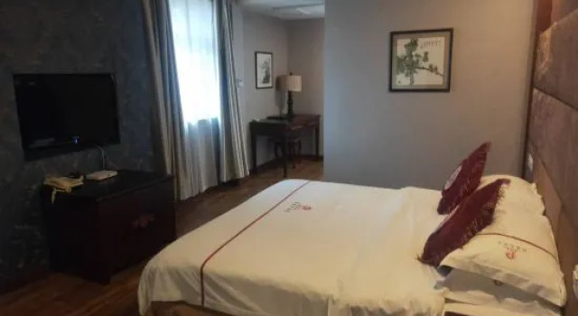 Люкс Business Phoenix Hotel