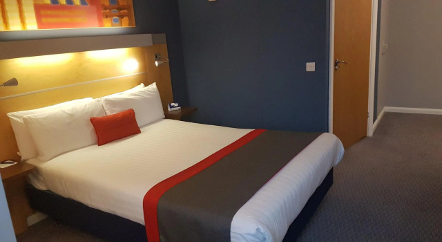 Номер Standard Holiday Inn Express London Croydon by IHG