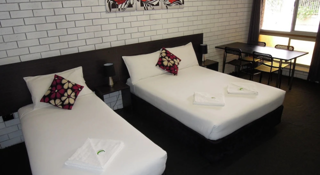 Семейная студия Цокольный этаж Jackaroo Apartments