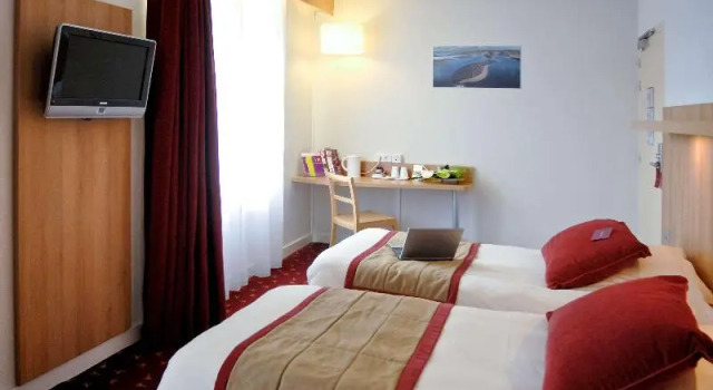 Двухместный номер Standard Mercure Abbeville Centre   Porte de La Baie de Somme