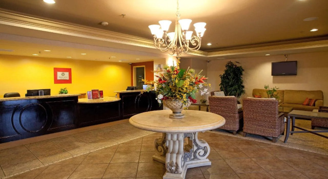 Red Lion Inn & Suites Cathedral City