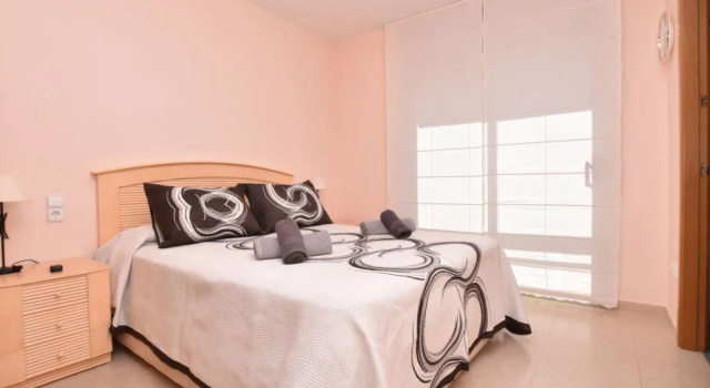 Apartment Medisol Verditz, Varaa Huoneisto Hotellit Tarragonès uima-altaalla, Uima-allas