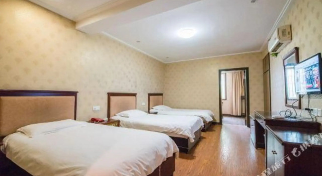 Xihuan Business Hotel (Nantong Outer Ring West Road Open University), Varaa Hotelli Nantong Jiangsu