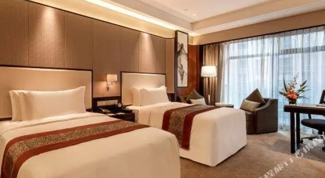 Двухместный номер Standard Howard Johnson Jinyi Hotel Chongqing