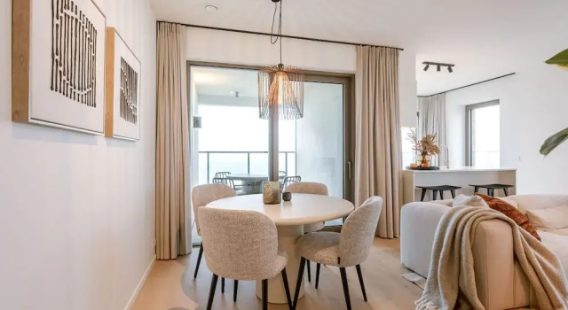 Ostend Luxury 4-guest Balcony and Free Parking, Забронировать Апартаменты/квартира Апартаменты Остенде, рядом с Wellington Track, Апартаменты/квартира