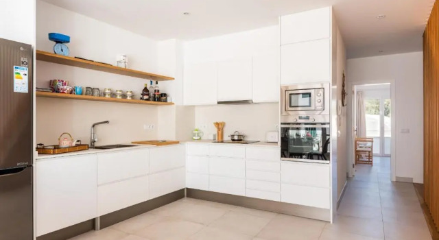 Villa La Plaza by Escape Home, Rezerwuj Willa Mercadal 