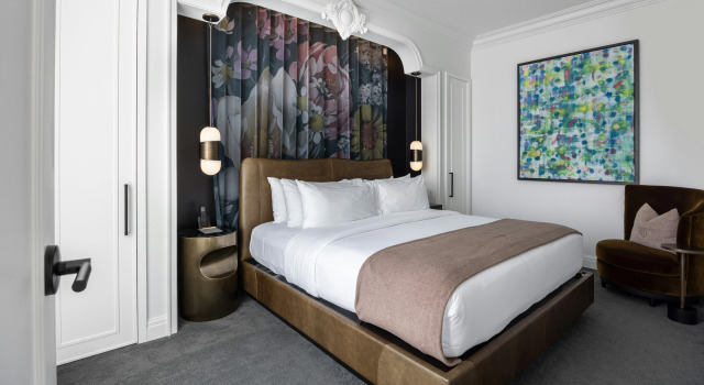 Daxton Hotel Birmingham, Curio Collection by Hilton