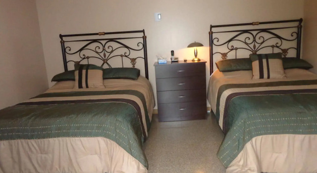Happy Motel, Book Motel Billige hoteller i New Brunswick