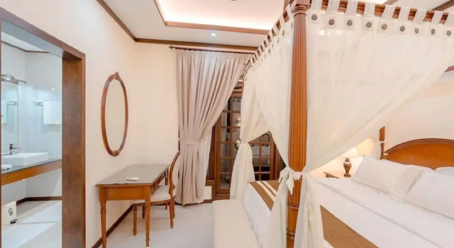 Вилла Luxury Alafehi Retreat with Pool Access