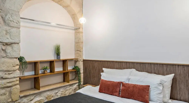Люкс Old City Boutique - By La Finca Hotels- חוויית אירוח יוקרתית, חניה בחינם וקרבה לשדרת הקולינריה של העיר