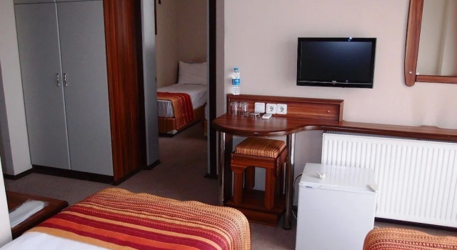 Семейный номер Standard с 2 комнатами с балконом Otel Tirem